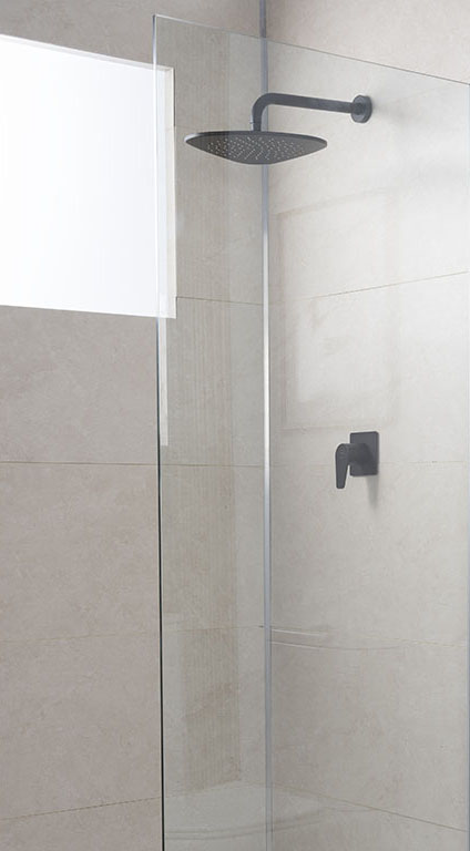 Triangular shower head 902958 