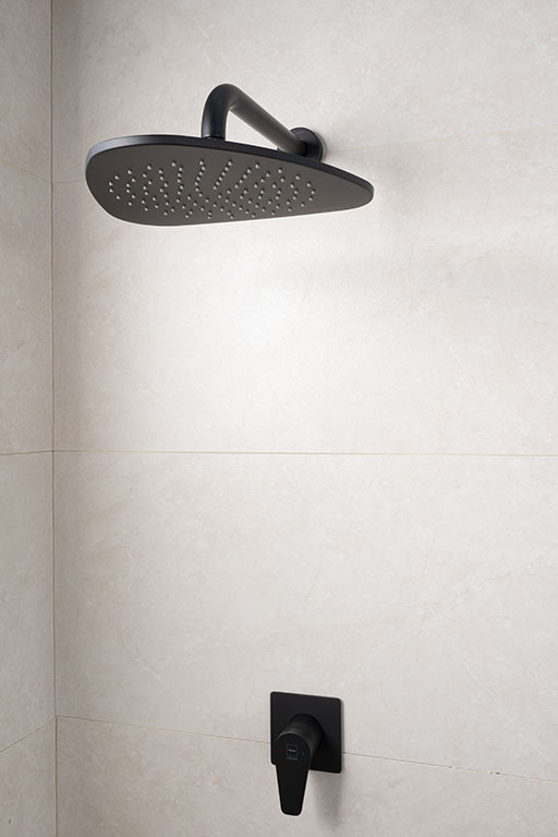 Triangular shower head 902961 