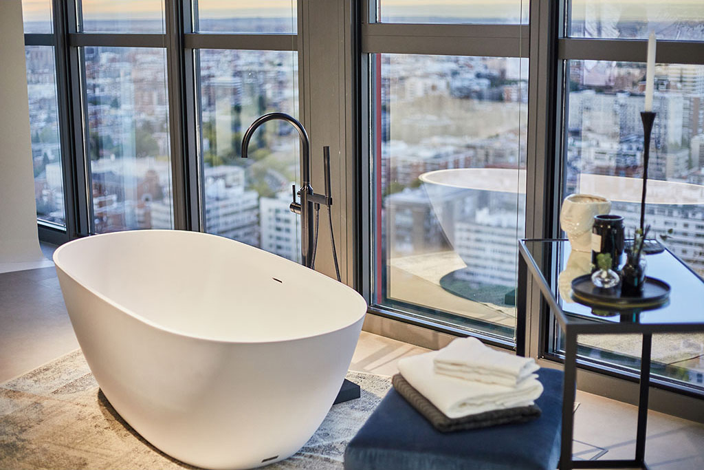 Freestanding bathtub 903258 