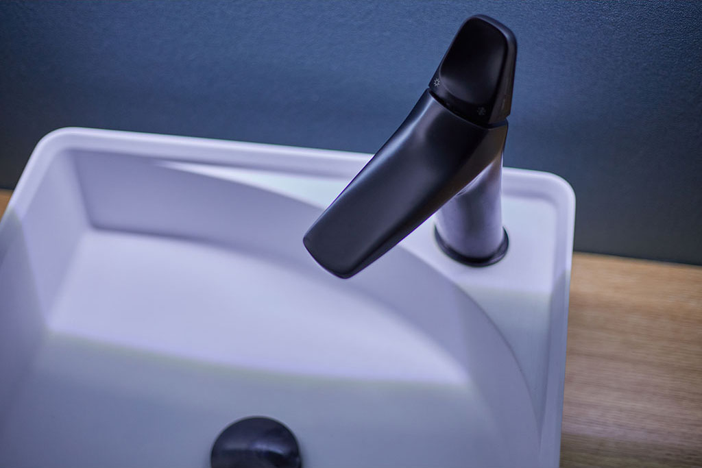 Square countertop basin 903315 