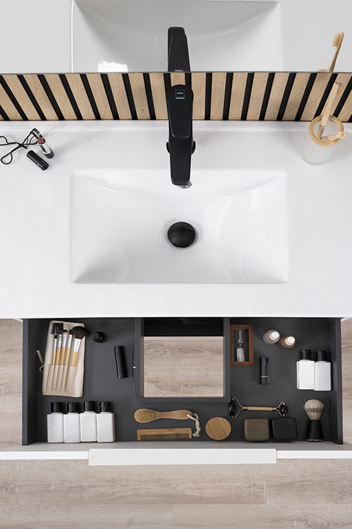 3 drawers bath cabinet with legs 904341 