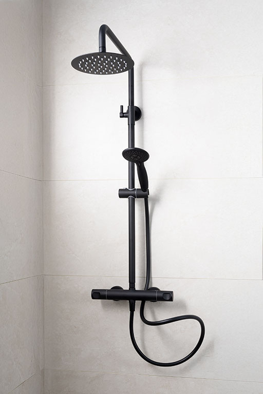 Thermostatic shower system 893453 