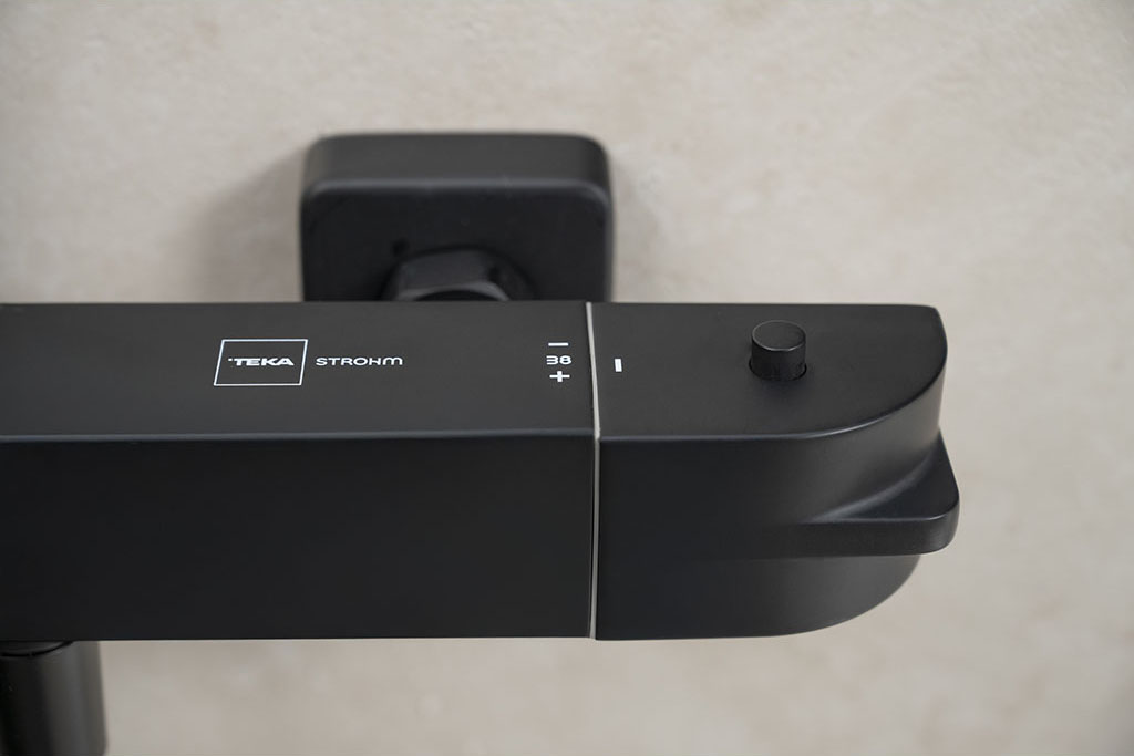 Thermostatic shower mixer 894173 