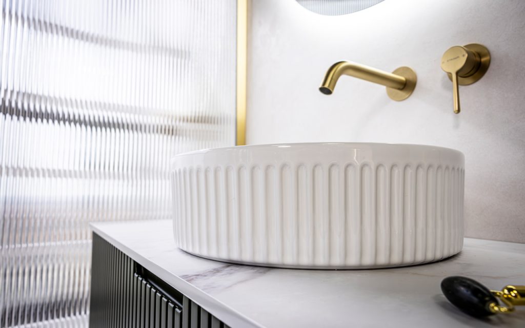 Rounded countertop basin 906369 