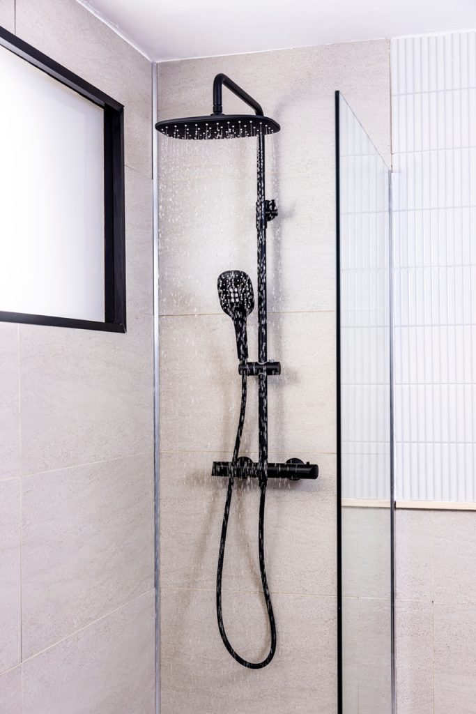 Thermostatic shower system 906798 