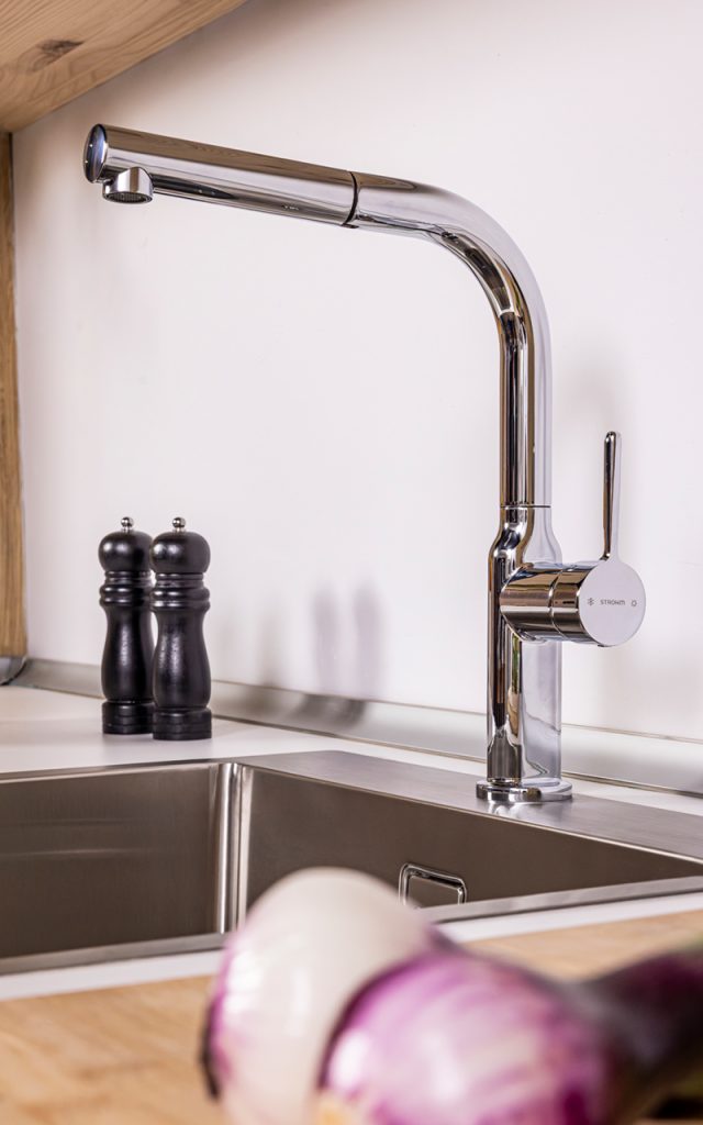 High spout kitchen mixer 906855 