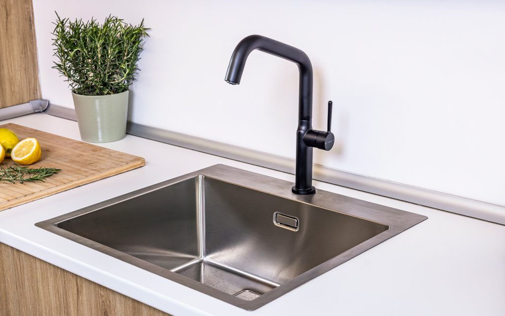 Kitchen faucets 906891 